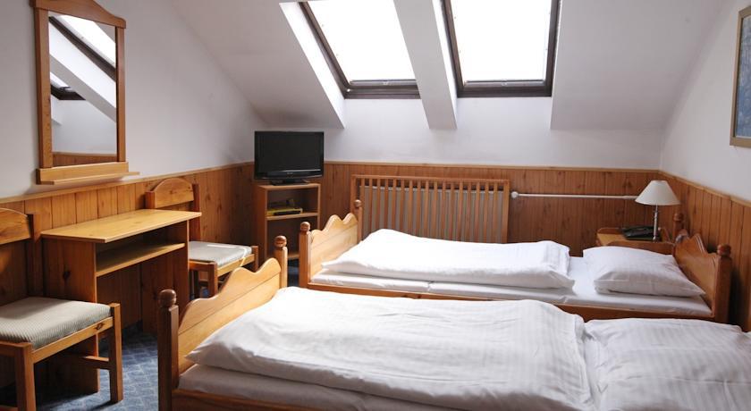 Hotel Solaster Garni Třebíč Екстериор снимка