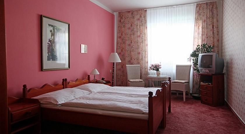 Hotel Solaster Garni Třebíč Стая снимка