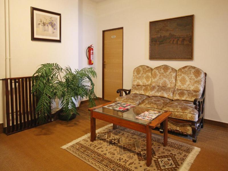 Hotel Solaster Garni Třebíč Екстериор снимка