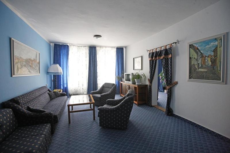 Hotel Solaster Garni Třebíč Екстериор снимка