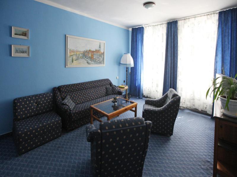 Hotel Solaster Garni Třebíč Екстериор снимка